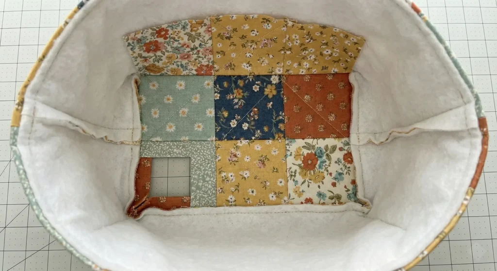 Classic Patchwork Quilted Tote Bag Pattern