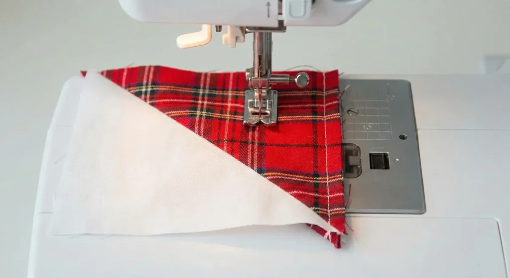 Classic Red, Black, and White Patchwork Quilts for Cozy Bedrooms