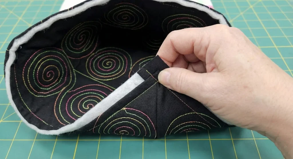 Free-Motion Art Quilted Tote Bag Inspiration