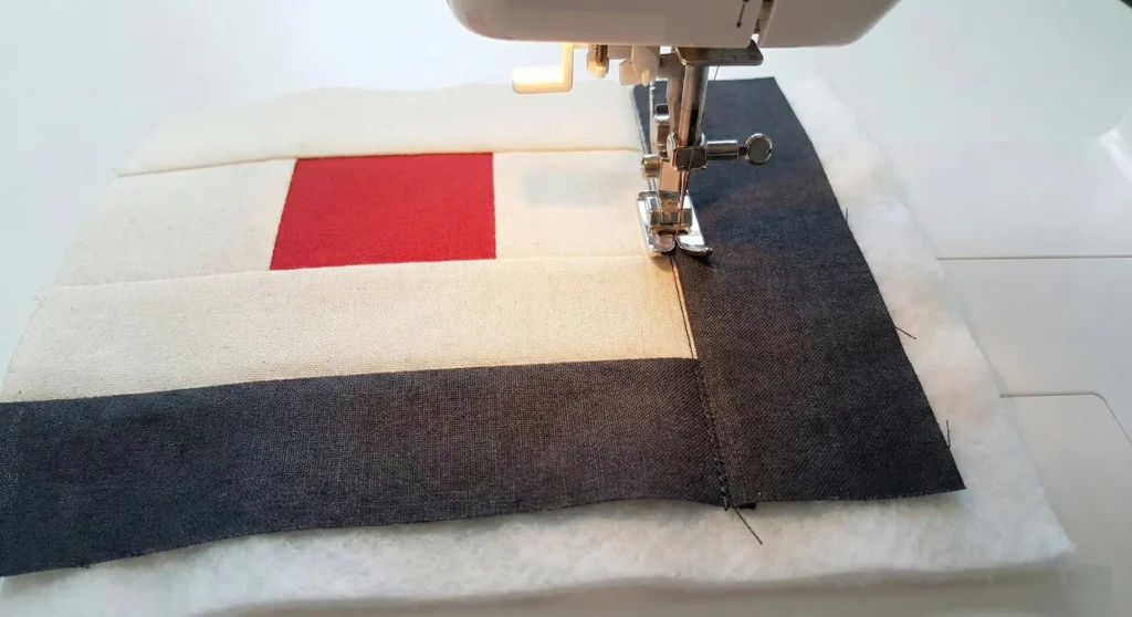 Modern Log Cabin Quilt Block Tote Pattern