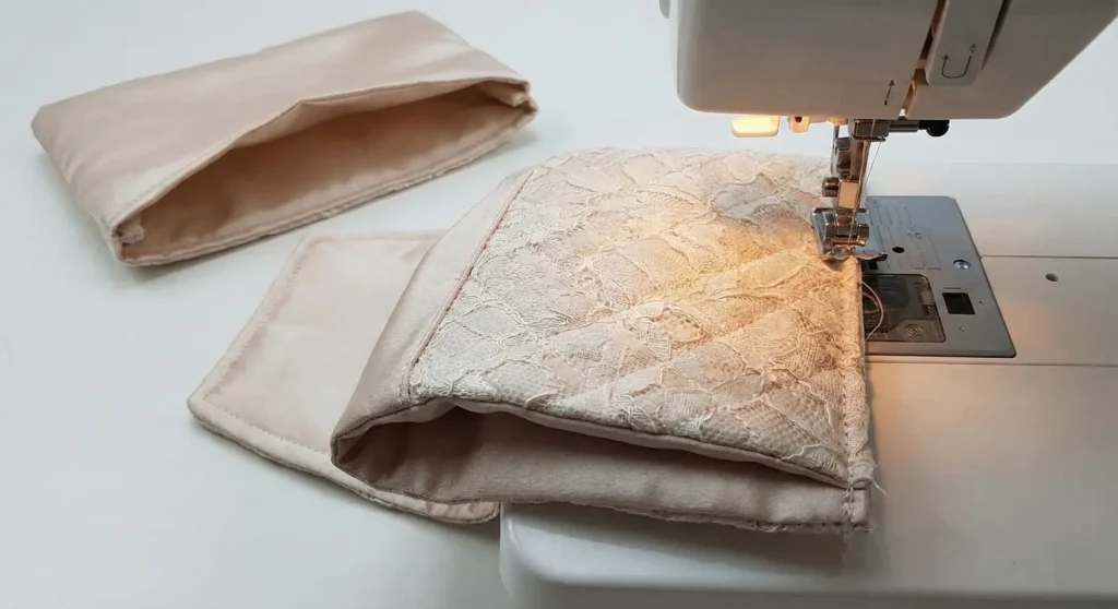 Vintage Lace Quilted Evening Clutch Pattern