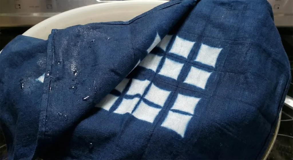 Deep Indigo Dyed Quilt Throws for Cozy Sofas