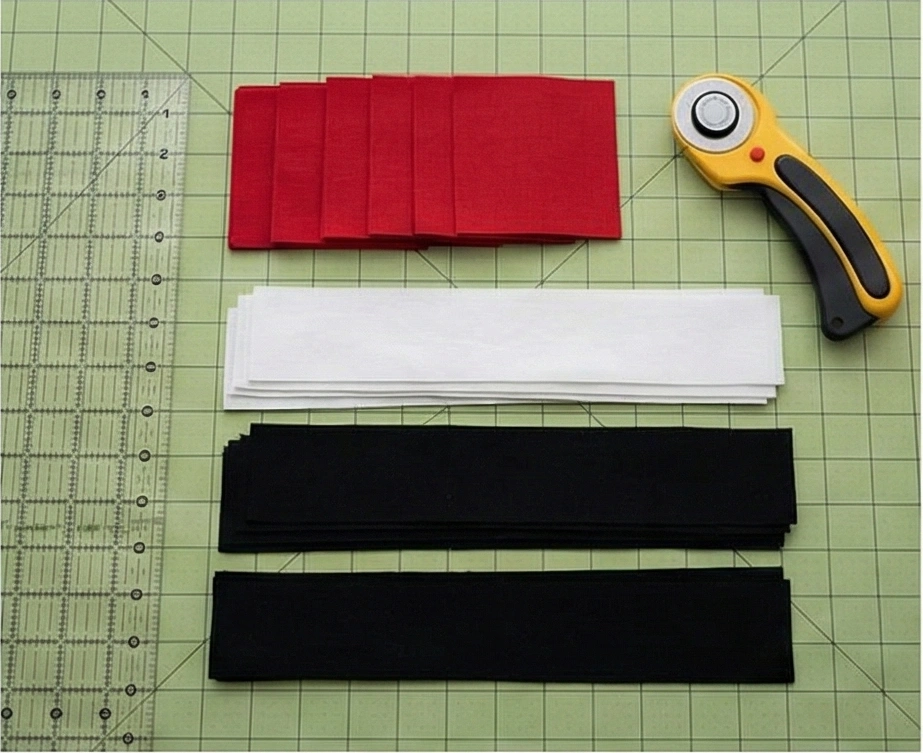 Elegant Red, Black, and White Quilts for Formal Dining Rooms