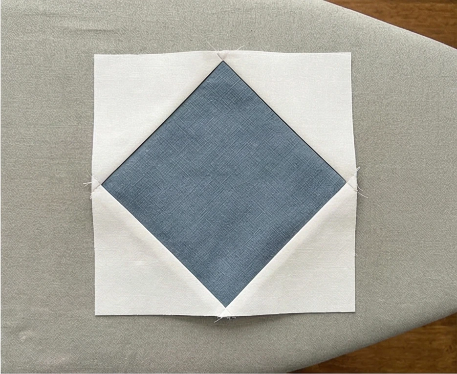 Simple Scandinavian Diamond Quilt for Dining Table Runners