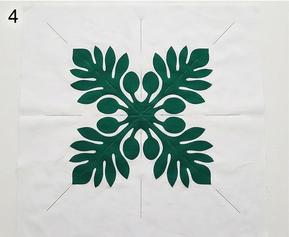Traditional Hawaiian Quilt Designs with Appliqué