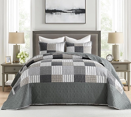 20 Modern Farmhouse Quilt Patterns to Transform Your Bedroom - Comfy Dwell